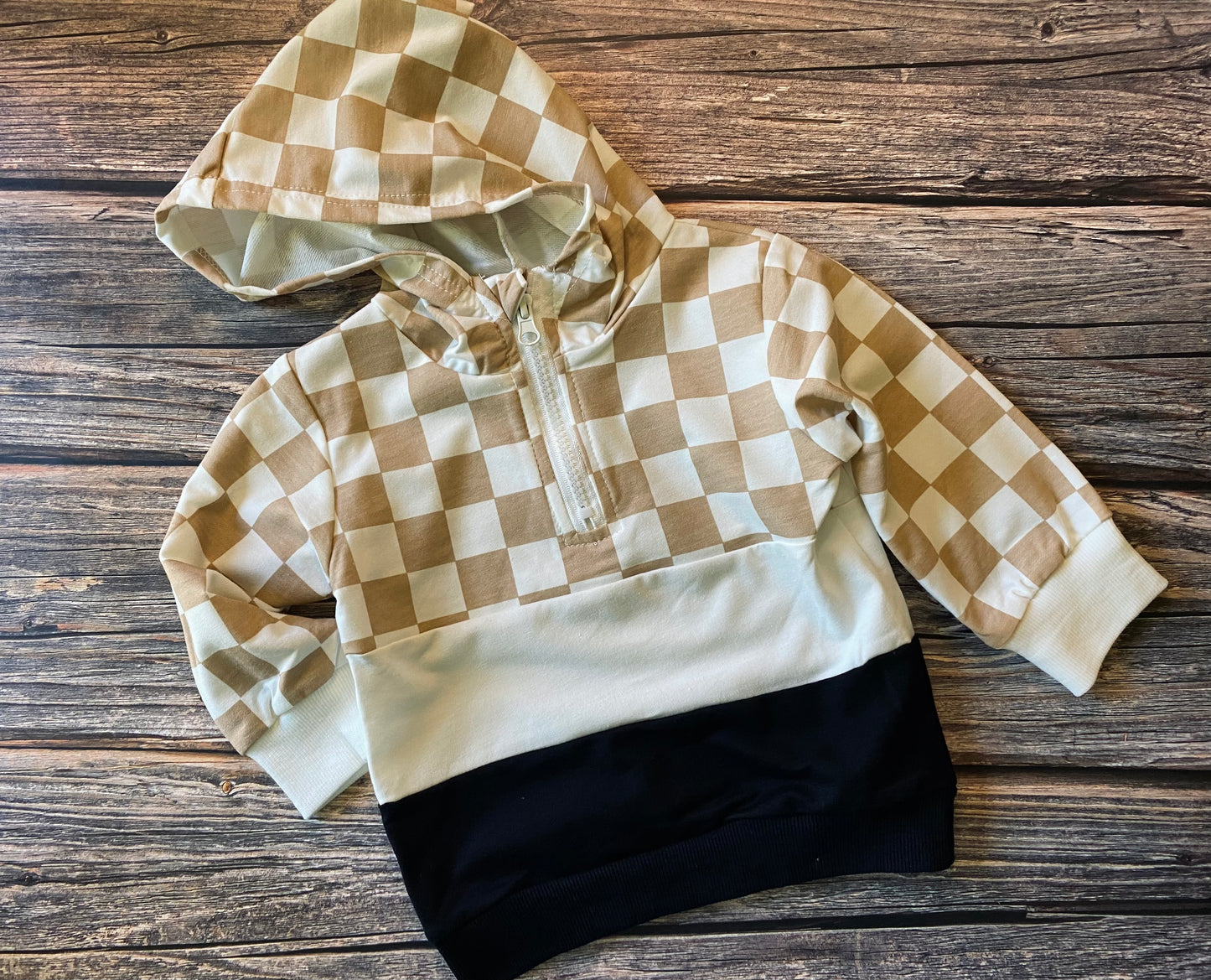 Checkered Hooded Pullover