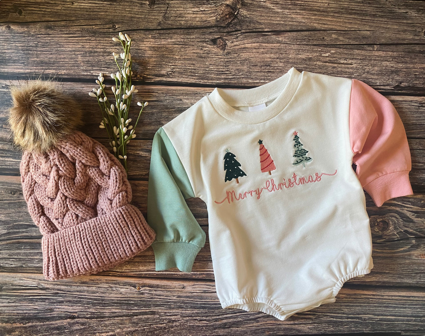 Embroidered Merry Christmas Tree Bubble