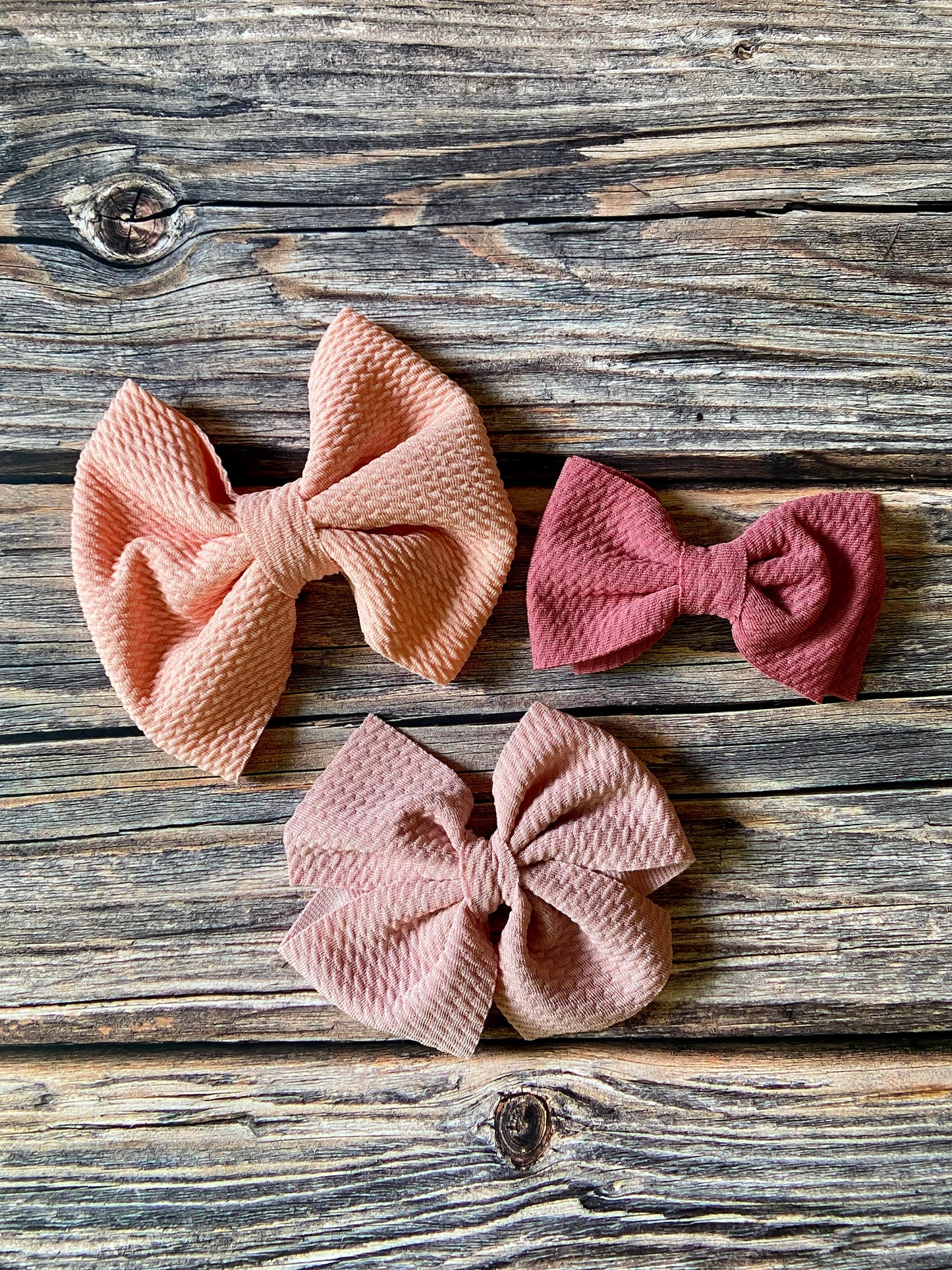Loose Waffle Knit Bow