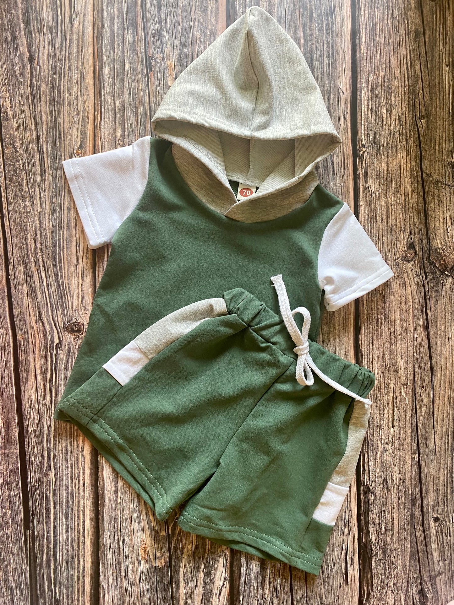 Green Hooded Set